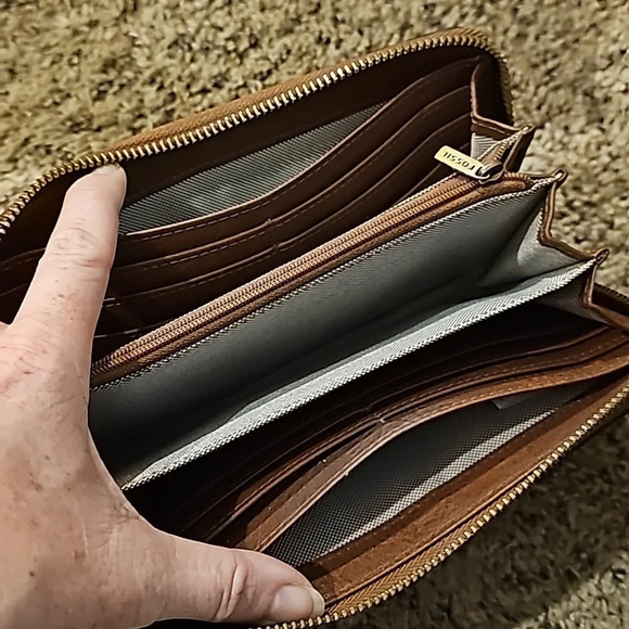 Logan RFID Zip Around Clutch - Picture 5 of 5